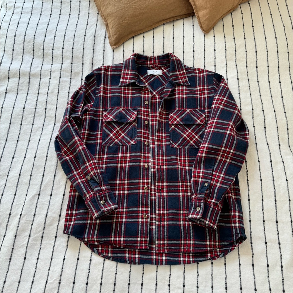 Aritzia Flannel Shirt size M